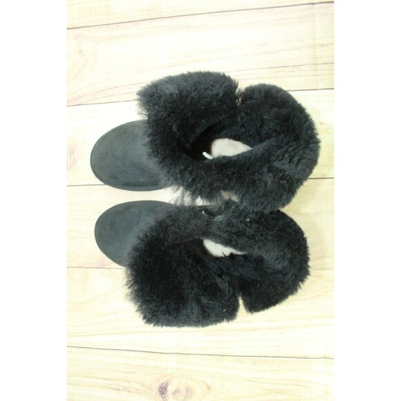UGG Shoes S/N 5803 Bailey Button II Pull On Shearling Lined Suede Boots Size 7 - Picture 7 of 9